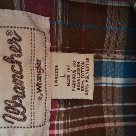 SOLD.  Wrangler Wrancher Western Shirts Ladies L, Snap Fronts. - Picture 6 of 7